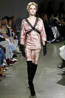 Brock Collection Fall 2018 Ready-to-Wear Brock Collection осень зима 2018 коллекция неделя моды в Нью Йорке Mainstyles
